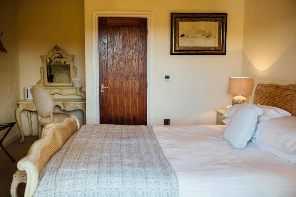 The Brown Horse Inn Winster  Εξωτερικό φωτογραφία